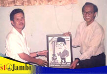 Sarwono Kusuma Admadja Dalam Kenangan : Hidup SEDERHANA, di RUMAH KONTRAKAN